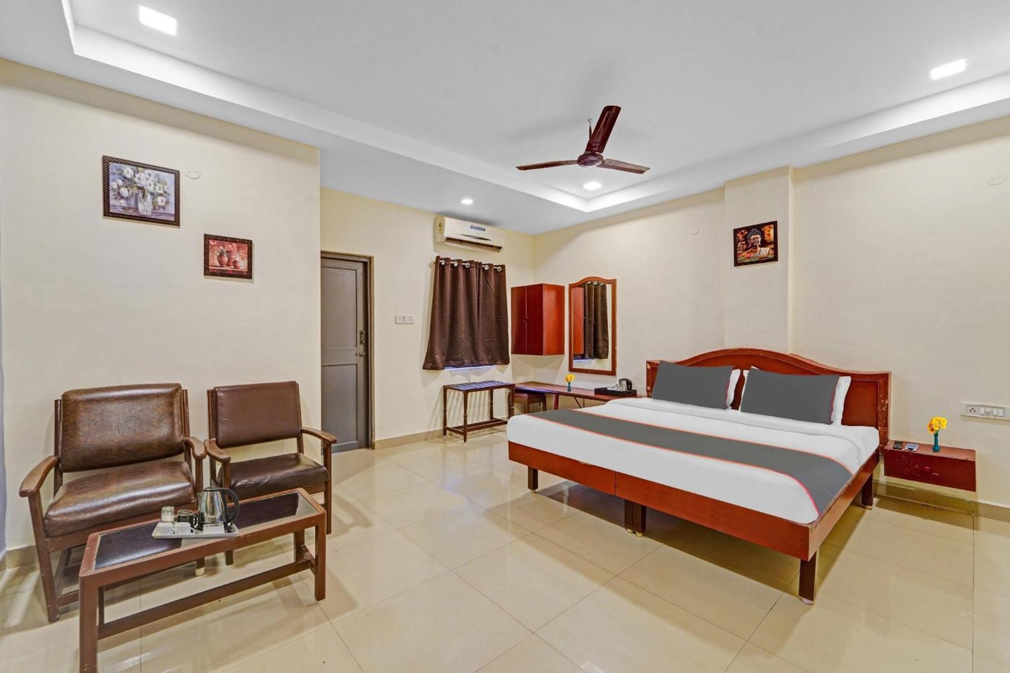 Super Townhouse G Silver Hotels Mount Road Chennai Exterior foto
